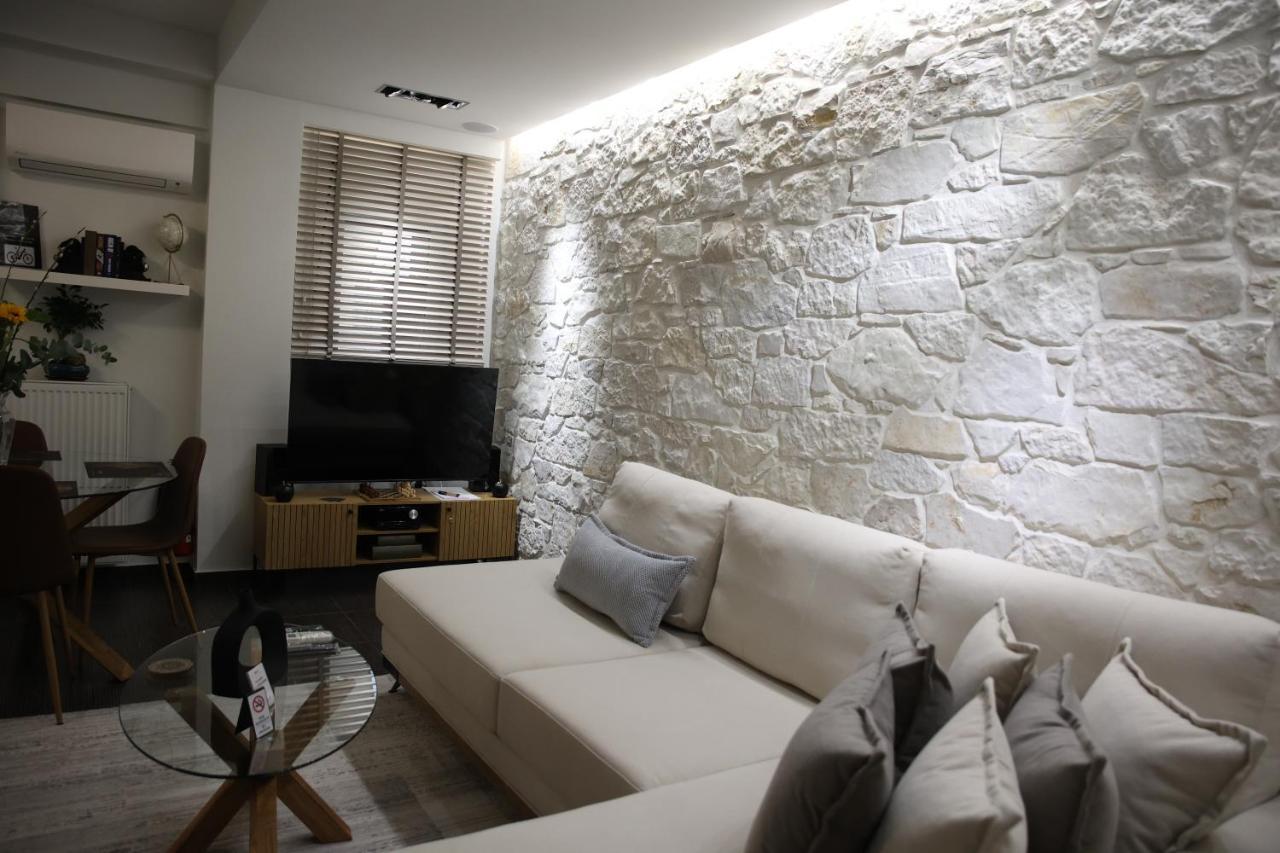 La Larissa Luxury Apartments Thetis Exterior photo