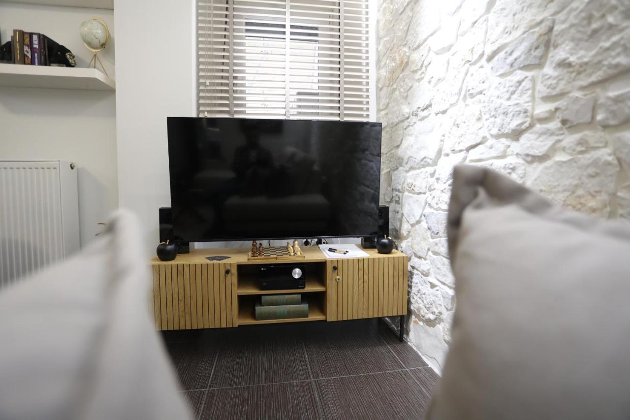 La Larissa Luxury Apartments Thetis Exterior photo